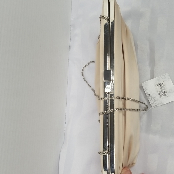 LULU TOWNSEND CREAM SATIN SHOULDER BAG CLUTCH NWT - Picture 8 of 8